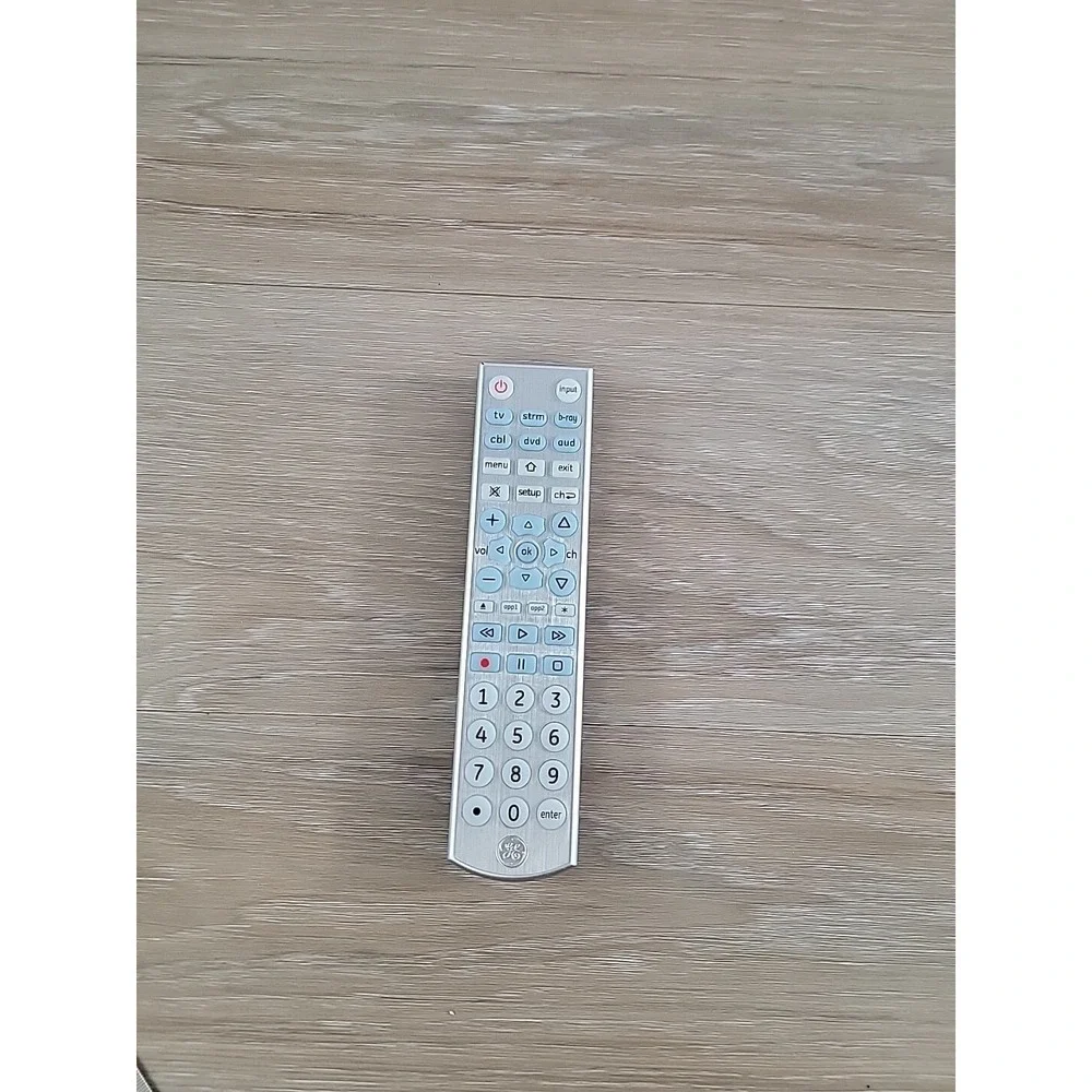 GE UltraPro Universal Remote Control SRC4516-1 Tested & Works